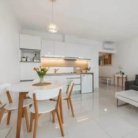 Senec, Slnecne Jazera Near Aquapark * Сенец