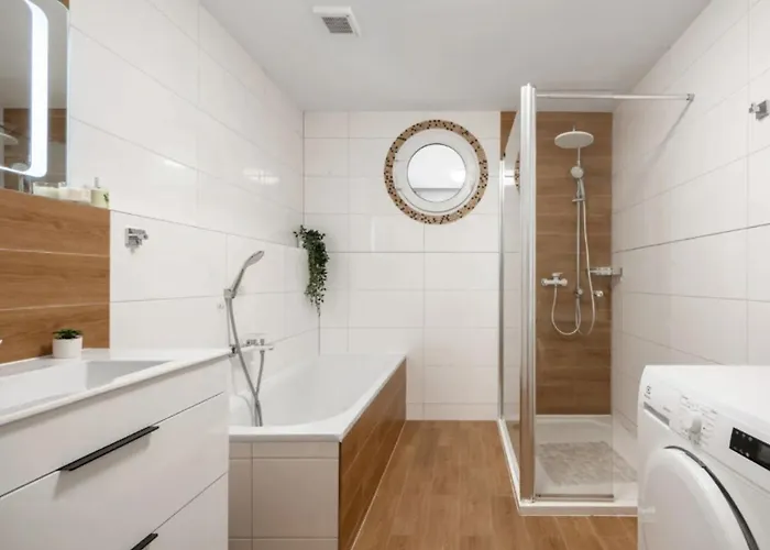 Апартаменты Senec, Slnecne Jazera Near Aquapark *